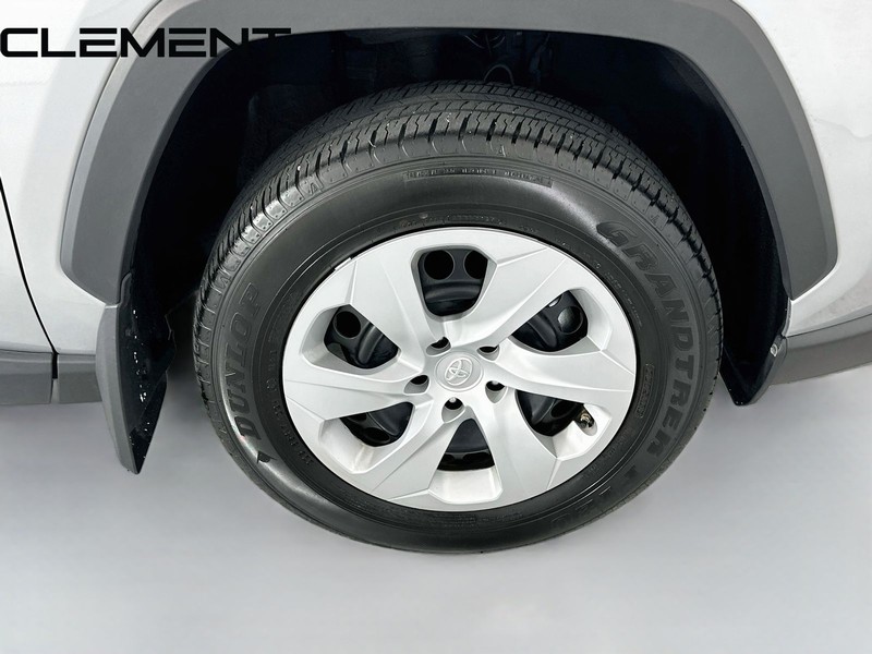 Toyota RAV4 Vehicle Image 35