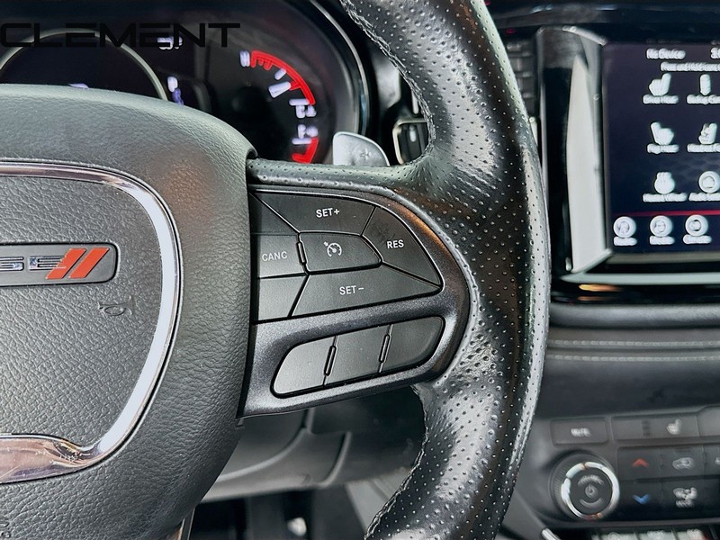 Dodge Durango Vehicle Full-screen Gallery Image 17