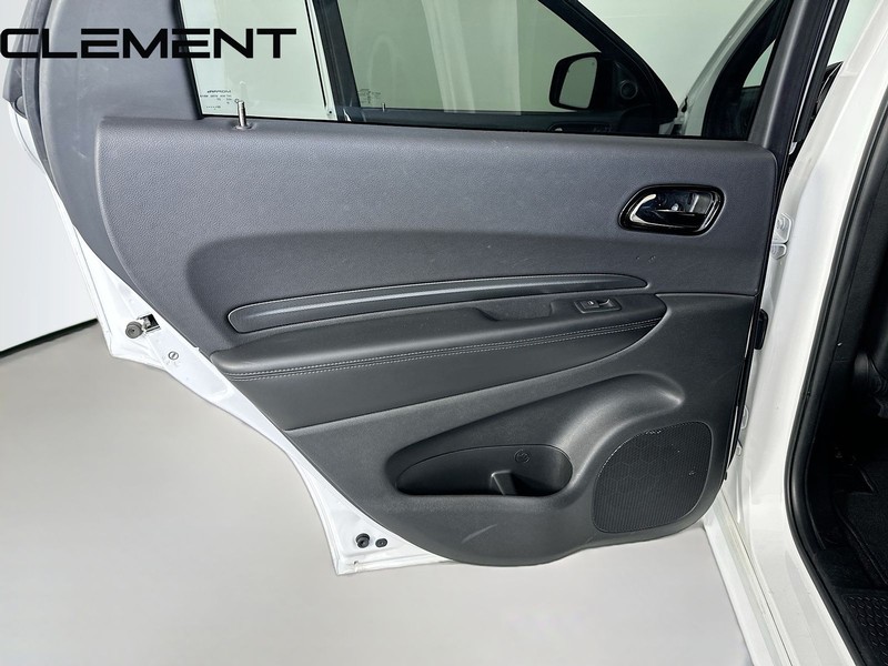 Dodge Durango Vehicle Full-screen Gallery Image 30
