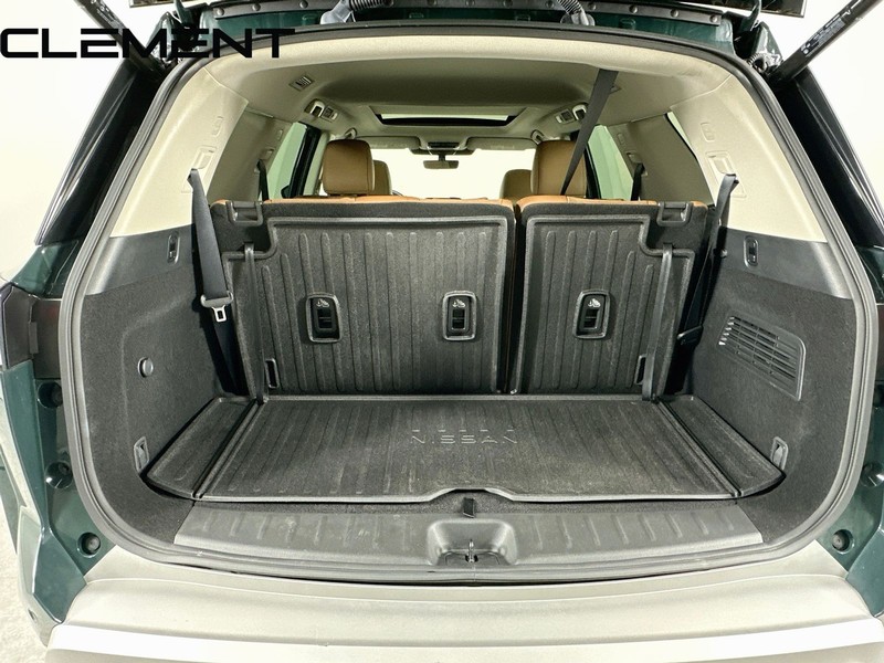 2024 Nissan Pathfinder Platinum - Photo 11