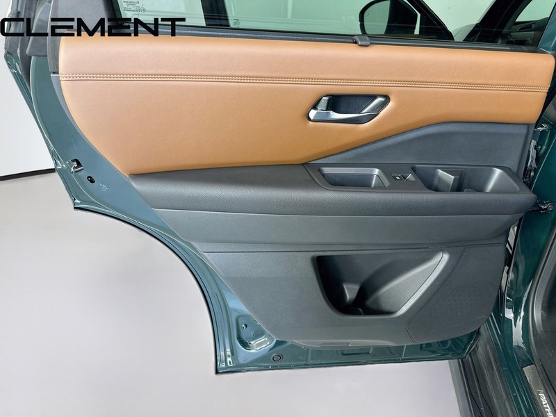 2024 Nissan Pathfinder Platinum - Photo 33