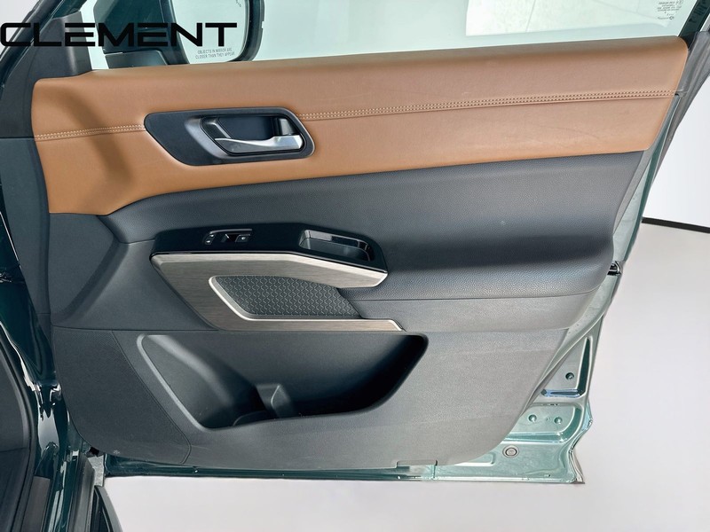 2024 Nissan Pathfinder Platinum - Photo 39