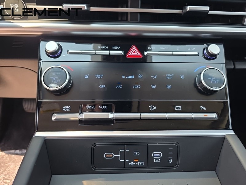 Hyundai Santa Fe Hybrid Vehicle Full-screen Gallery Image 22