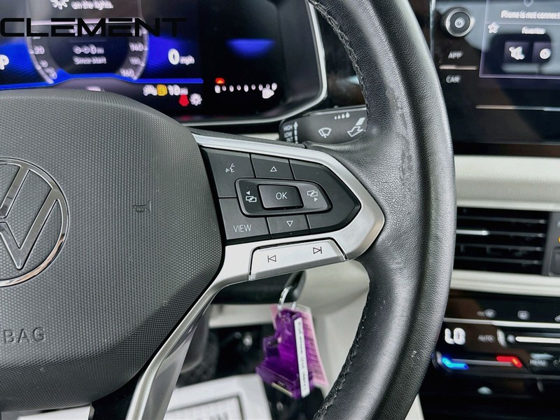 Volkswagen Jetta Vehicle Full-screen Gallery Image 17