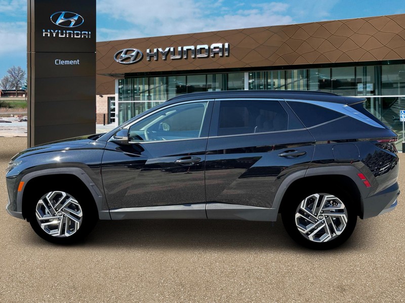 Hyundai Tucson Vehicle Full-screen Gallery Image 3