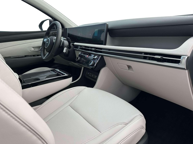 Hyundai Tucson Vehicle Full-screen Gallery Image 15