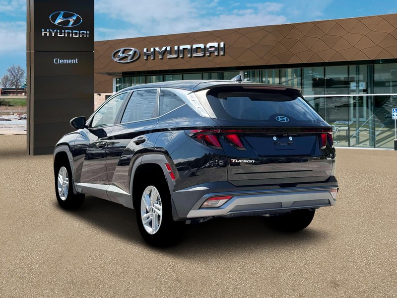 Hyundai Tucson Vehicle Full-screen Gallery Image 5