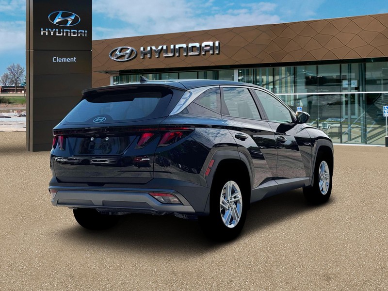 Hyundai Tucson Vehicle Full-screen Gallery Image 7