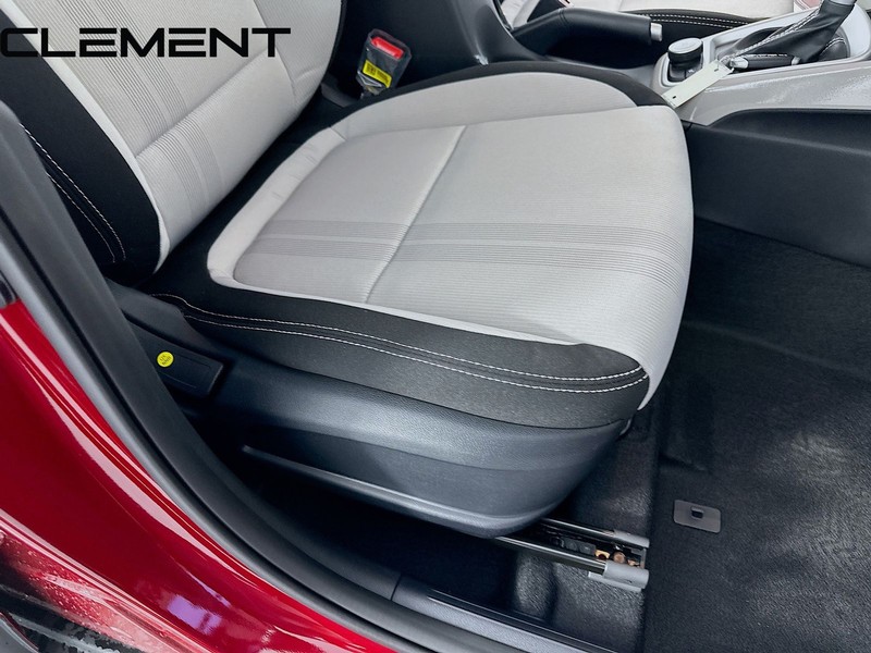 Hyundai Venue Vehicle Full-screen Gallery Image 34