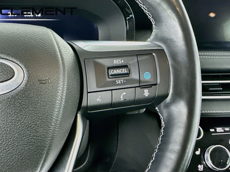 INFINITI QX60 Vehicle Image 17