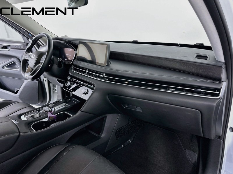 INFINITI QX60 Vehicle Image 38
