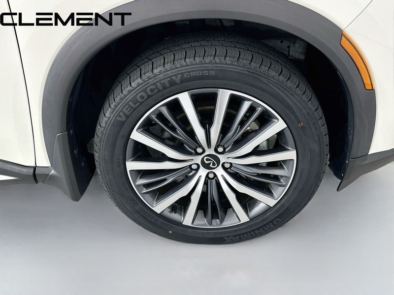 INFINITI QX60 Vehicle Image 40