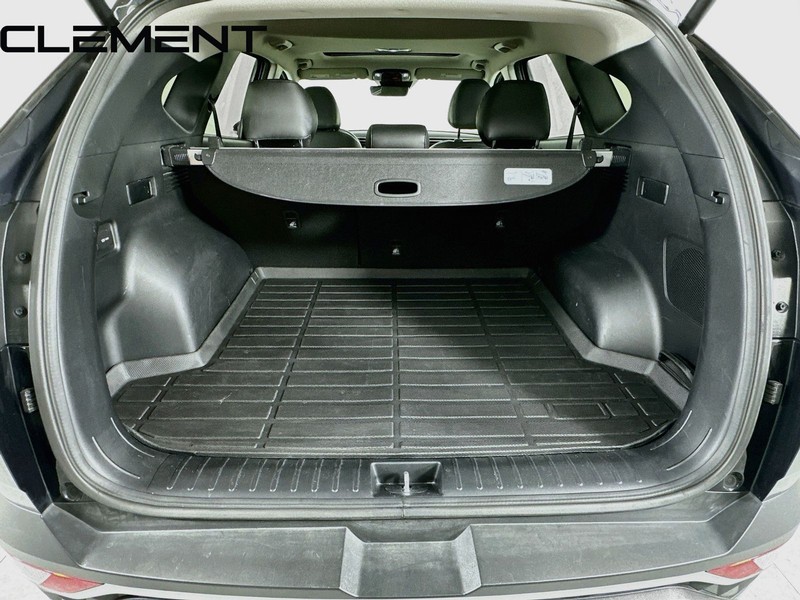 Hyundai Tucson Vehicle Image 11