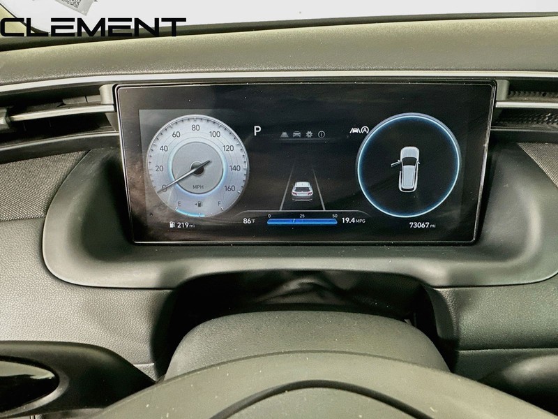 Hyundai Tucson Vehicle Image 17
