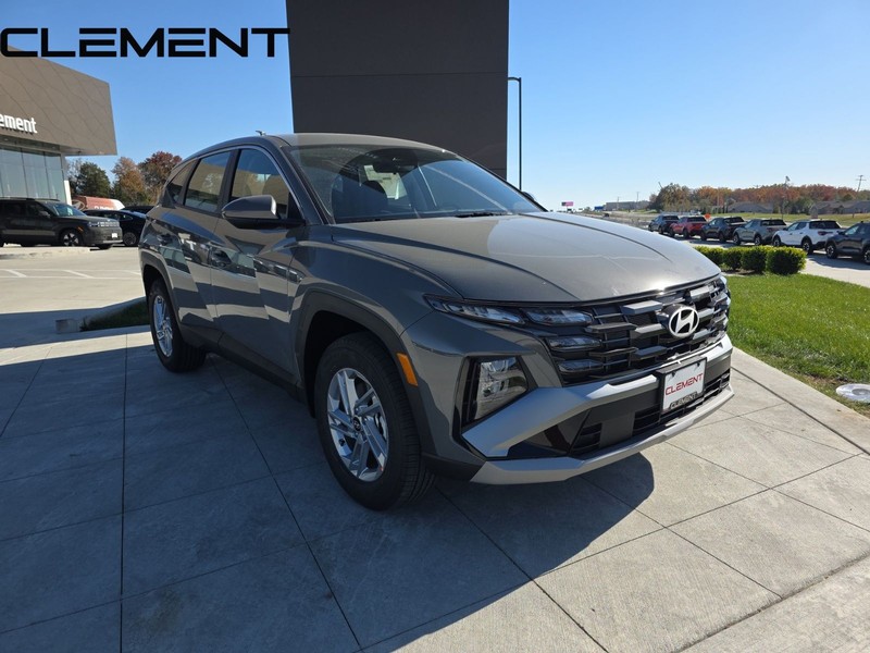 Hyundai Tucson Vehicle Full-screen Gallery Image 5