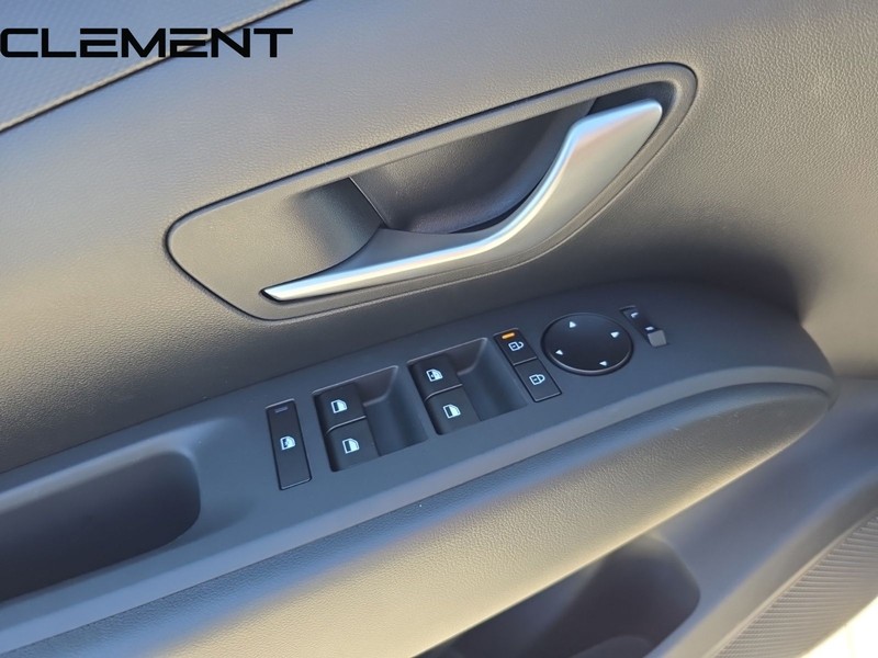 Hyundai Tucson Vehicle Full-screen Gallery Image 27