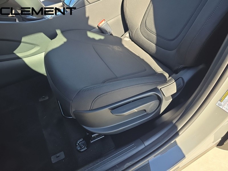 Hyundai Tucson Vehicle Full-screen Gallery Image 29