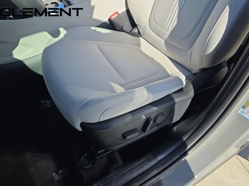 Hyundai Tucson Vehicle Full-screen Gallery Image 30