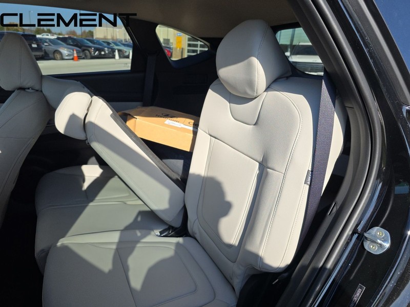 Hyundai Tucson Vehicle Image 35