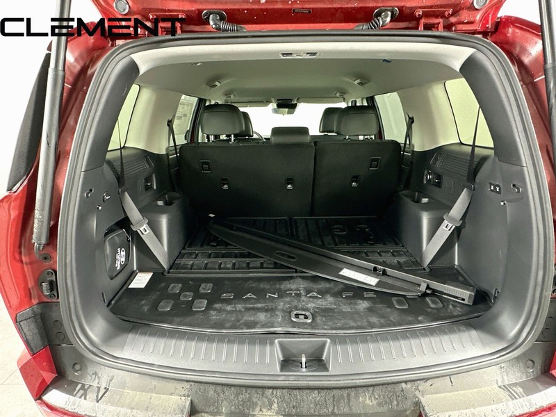 Hyundai Santa Fe Hybrid Vehicle Image 11