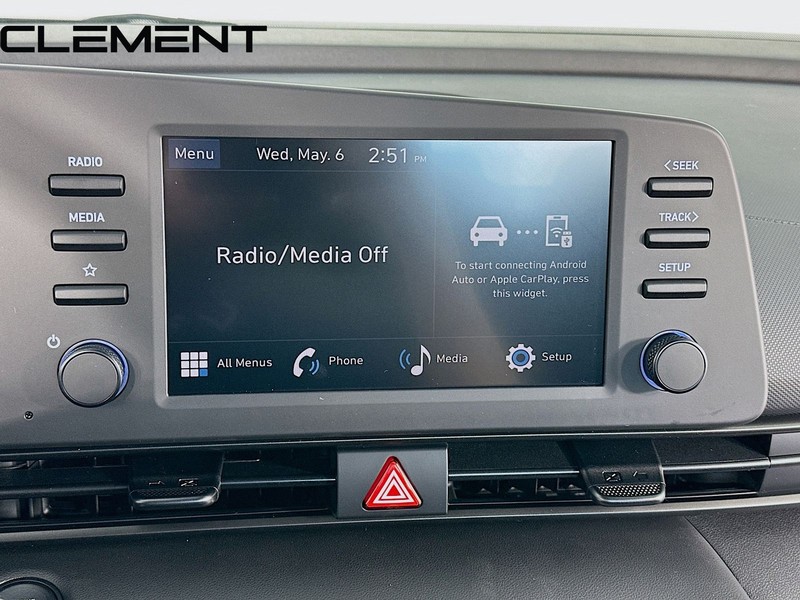 Hyundai Elantra Vehicle Image 19
