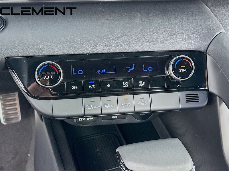 Hyundai Elantra Vehicle Image 22
