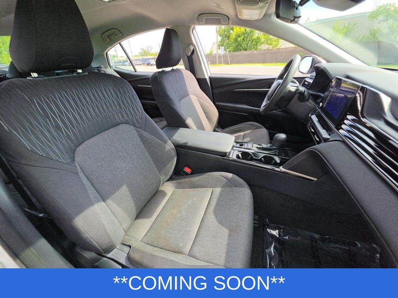 Toyota Camry Vehicle Image 02