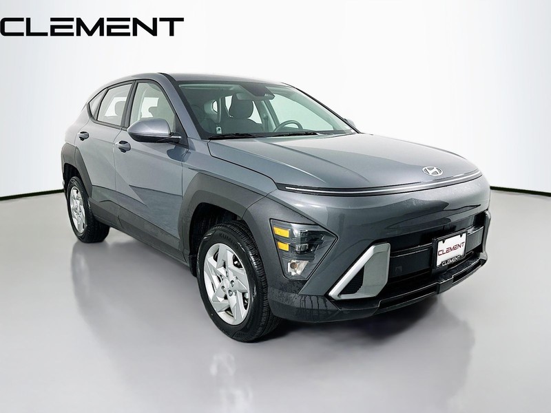 Hyundai Kona Vehicle Full-screen Gallery Image 5