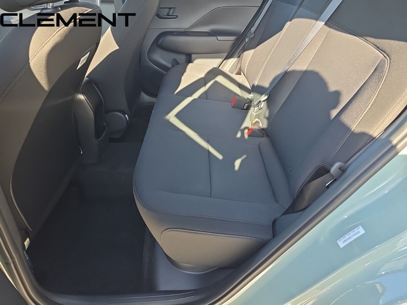 Hyundai Kona Vehicle Full-screen Gallery Image 33