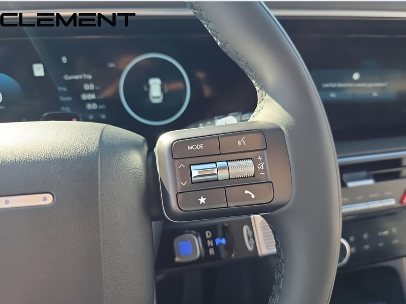 Hyundai Palisade Vehicle Full-screen Gallery Image 17