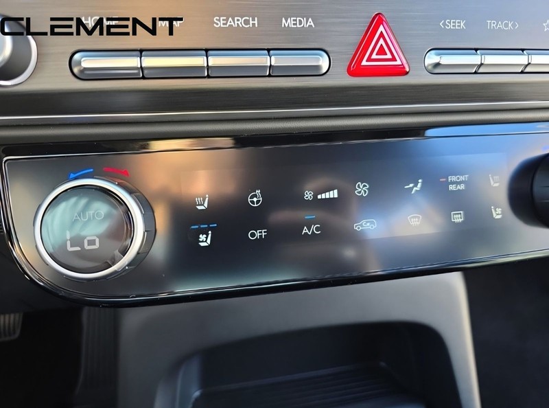 Hyundai Palisade Vehicle Full-screen Gallery Image 24