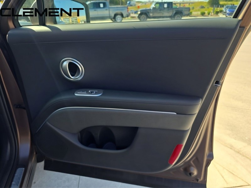 Hyundai Palisade Vehicle Full-screen Gallery Image 37