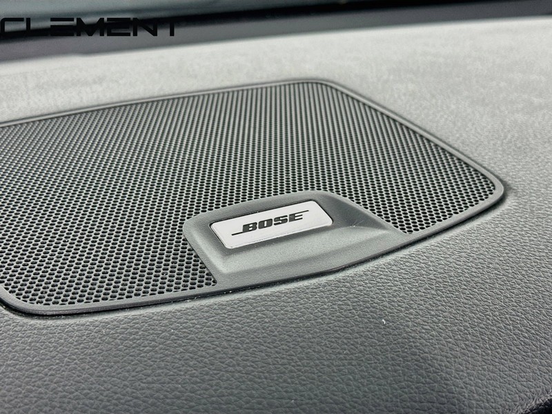 Nissan Altima Sedan Vehicle Full-screen Gallery Image 27