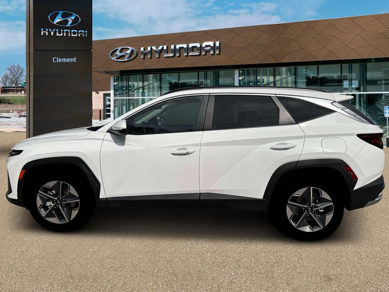 Hyundai Tucson Vehicle Full-screen Gallery Image 3