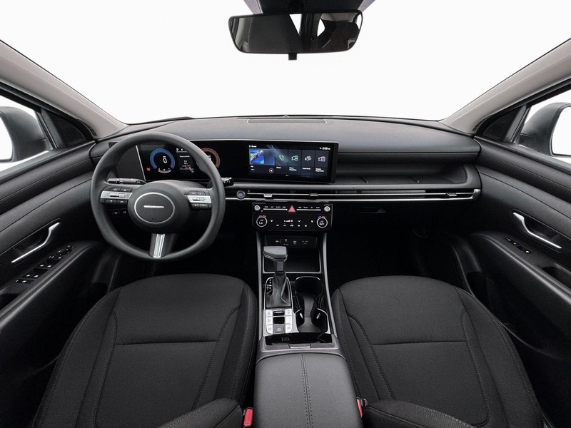 Hyundai Tucson Vehicle Full-screen Gallery Image 13