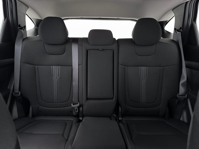 Hyundai Tucson Vehicle Full-screen Gallery Image 16