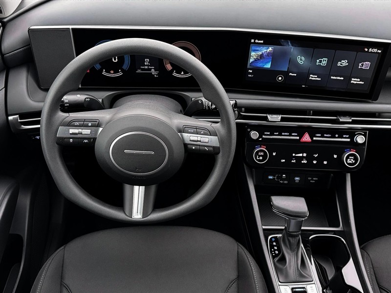 Hyundai Tucson Vehicle Full-screen Gallery Image 17