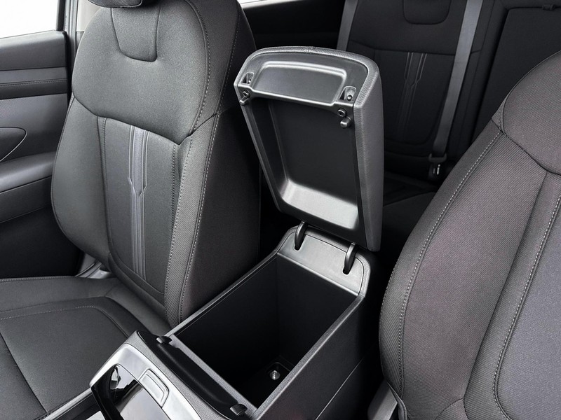 Hyundai Tucson Vehicle Full-screen Gallery Image 18