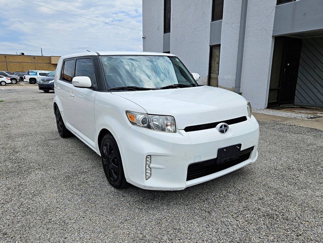 more details - scion xb