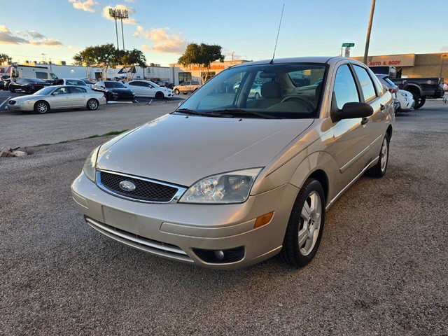 more details - ford focus sedan