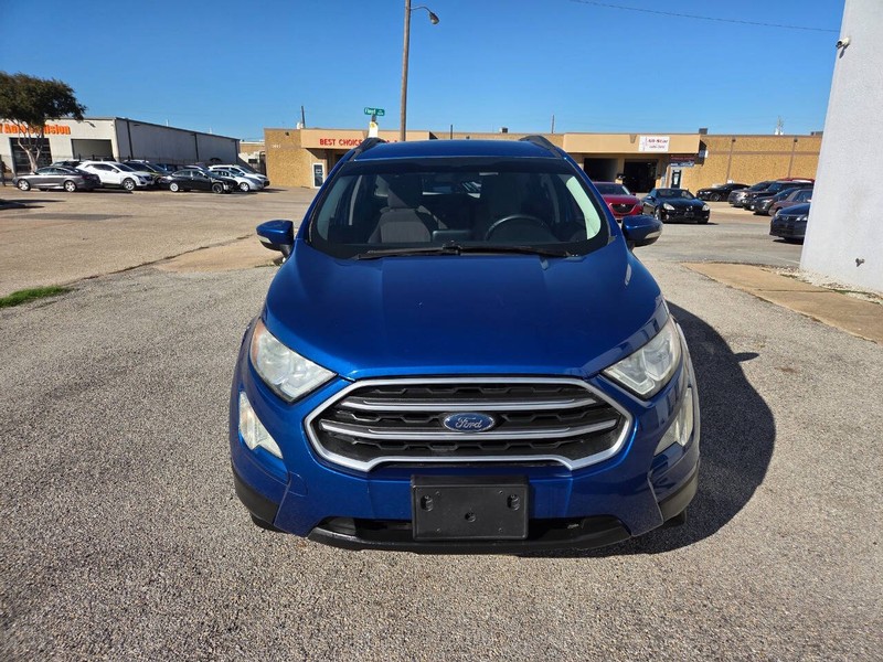 Ford EcoSport Vehicle Full-screen Gallery Image 02