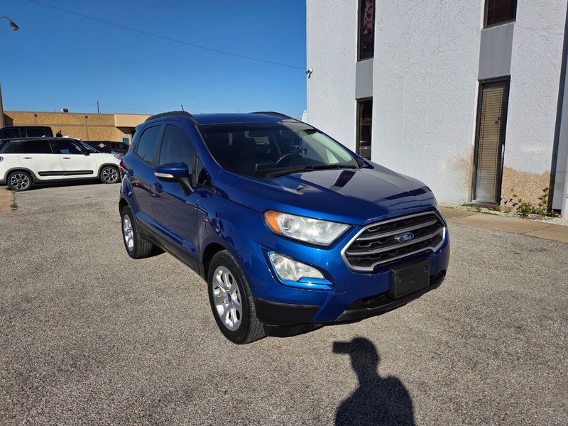 Ford EcoSport Vehicle Full-screen Gallery Image 03