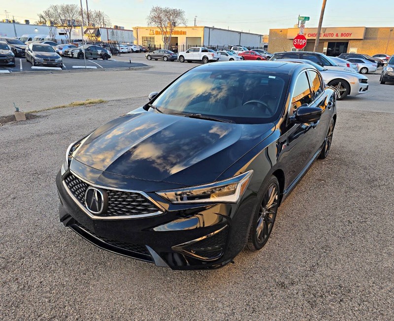 Acura ILX Vehicle Full-screen Gallery Image 03