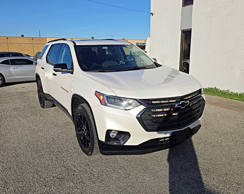 Chevrolet Traverse Vehicle Full-screen Gallery Image 01