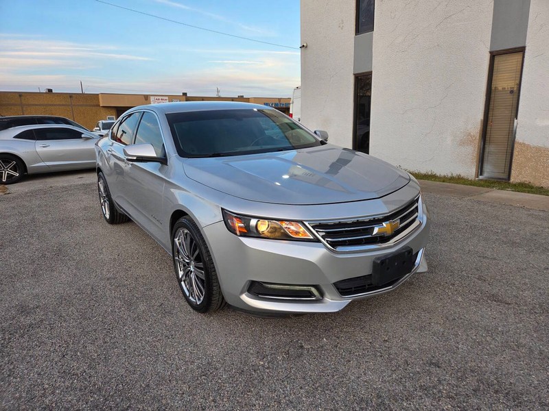 Chevrolet Impala Vehicle Full-screen Gallery Image 03