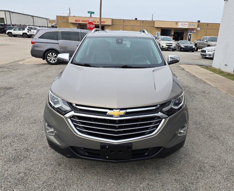 Chevrolet Equinox Vehicle Full-screen Gallery Image 02