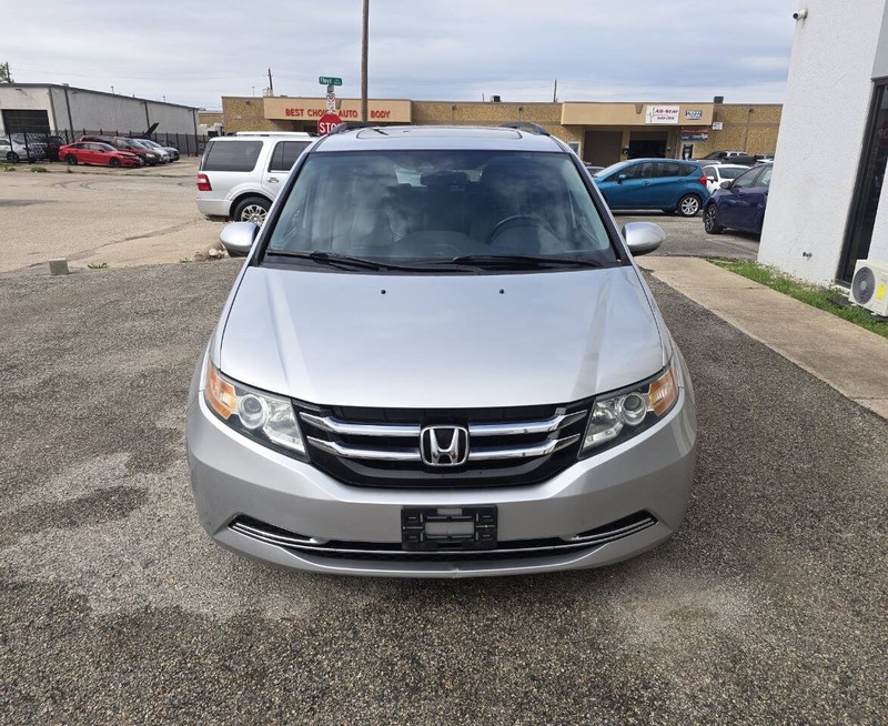 Honda Odyssey Vehicle Full-screen Gallery Image 02