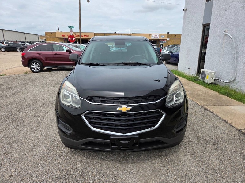 Chevrolet Equinox Vehicle Full-screen Gallery Image 02
