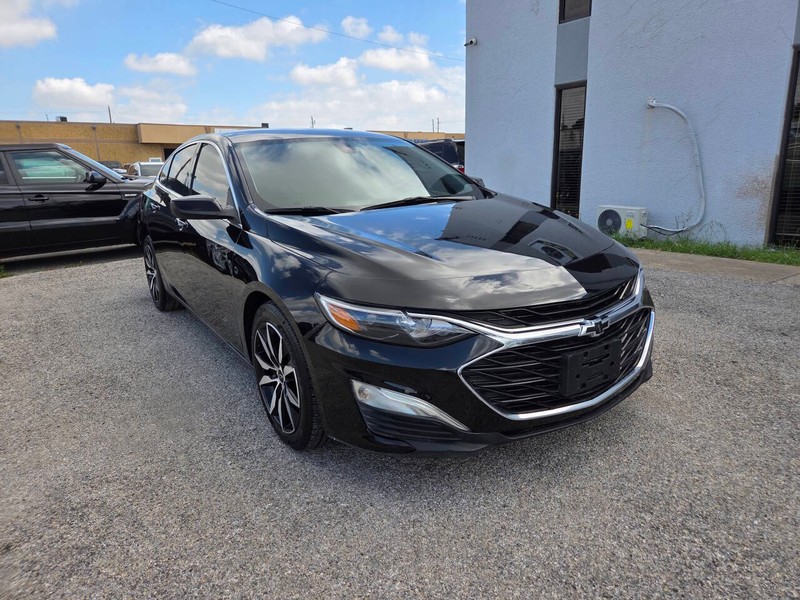 Chevrolet Malibu Vehicle Full-screen Gallery Image 03