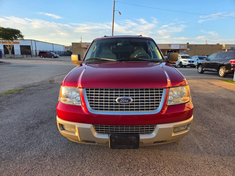 Ford Expedition Vehicle Full-screen Gallery Image 02